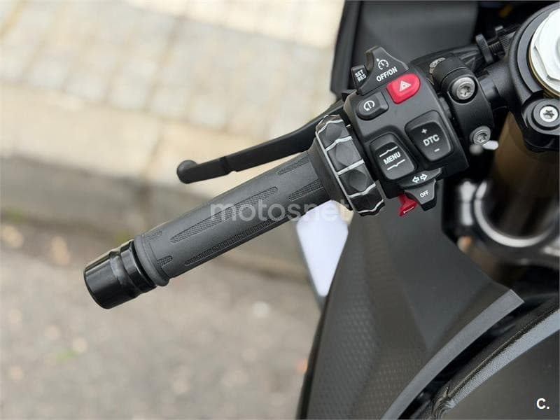 BMW S 1000 RR – Vista 8