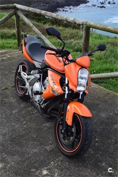 Kawasaki ER 6N – Vista 2