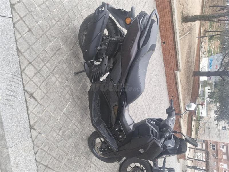 Yamaha NMAX – Vista 2