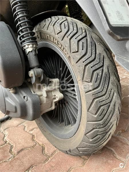 Piaggio Beverly 125 – Vista 13