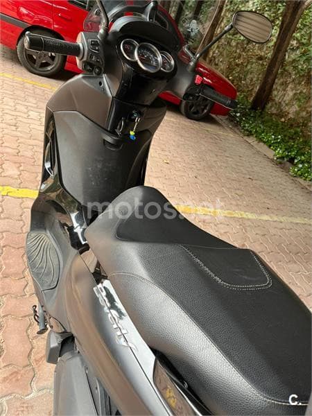 Piaggio Beverly 125 – Vista 14