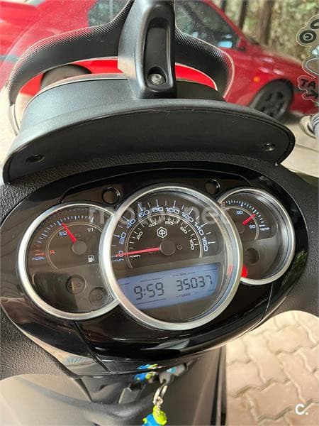 Piaggio Beverly 125 – Vista 8