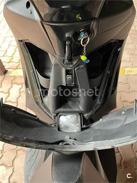 Piaggio Beverly 125 – Vista 10