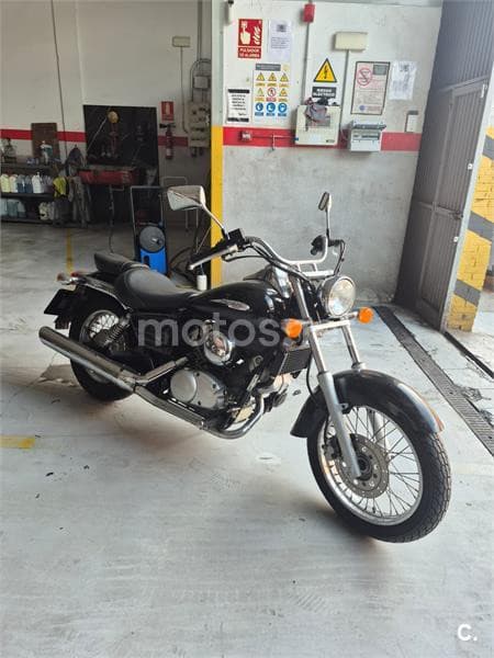 Honda Shadow VT 125 C 3300 € 2008 Málaga - 4