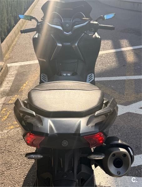 Yamaha TMAX 530 – Vista 4