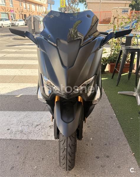 Yamaha TMAX 530 – Vista 7