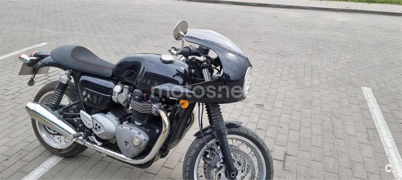 Triumph Thruxton – Vista 5