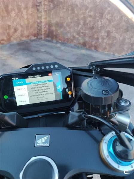 Honda CBR 1000 RR-R Fireblade SP – Vista 12