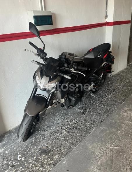 Kawasaki Z 900 – Vista 2