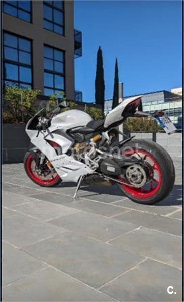 Ducati Panigale V2 – Vista 2
