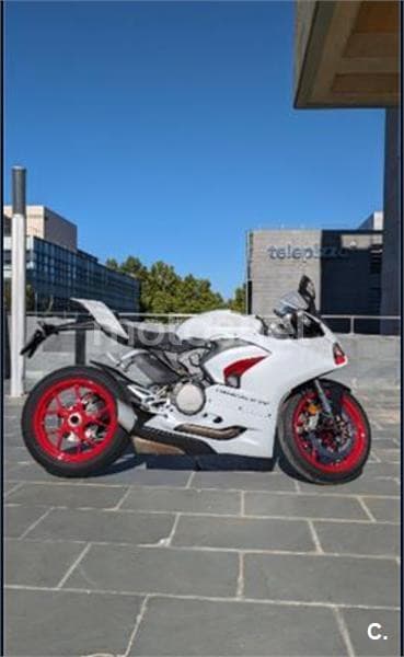 Ducati Panigale V2 – Vista 5