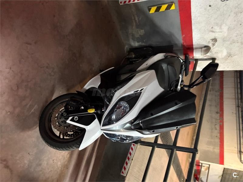Kymco Xciting 400i 2700 € 2015 Barcelona - 1