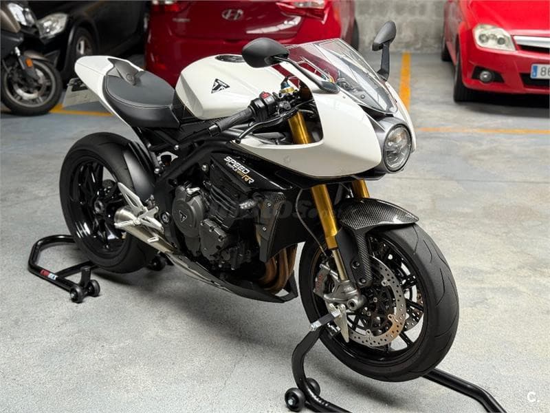 Triumph Speed Triple – Vista 4