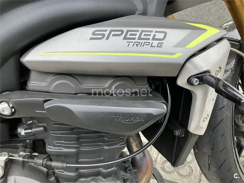 Triumph Speed Triple – Vista 3