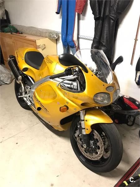 Triumph DAYTONA T 595 4990 € 1997 Zaragoza - 3