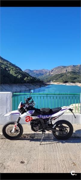 Aprilia SX 125 – Vista 15