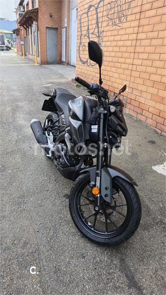 Yamaha MT-125 – Vista 2