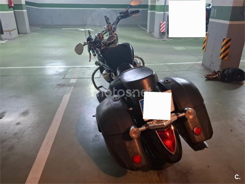 Yamaha XVS 1300 A Midnight Star – Vista 4