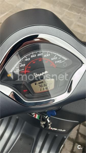 Vespa GTS 125 ie Super 4600 € 2018 Madrid - 1