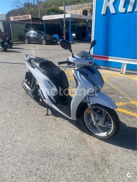 Honda SH125i – Vista 2