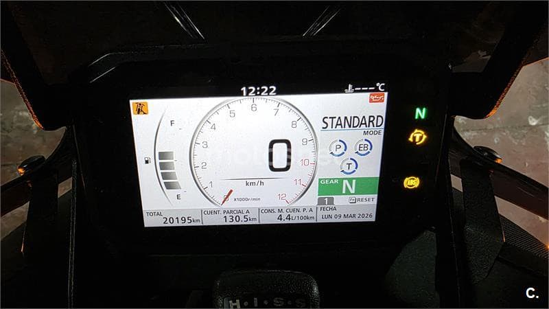 Honda CB 750 Hornet – Vista 1