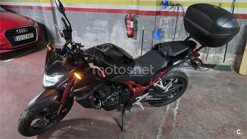 Honda CB 750 Hornet – Vista 2