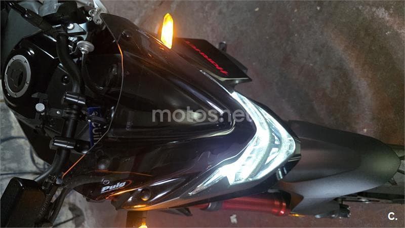 Honda CB 750 Hornet – Vista 6