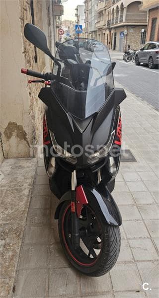Yamaha XMAX 250 – Vista 3