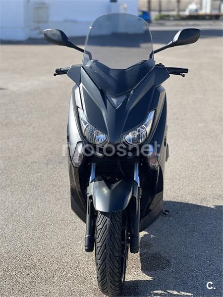 Yamaha XMAX 400 – Vista 5