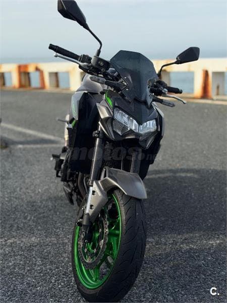 Kawasaki Z 900 – Vista 1