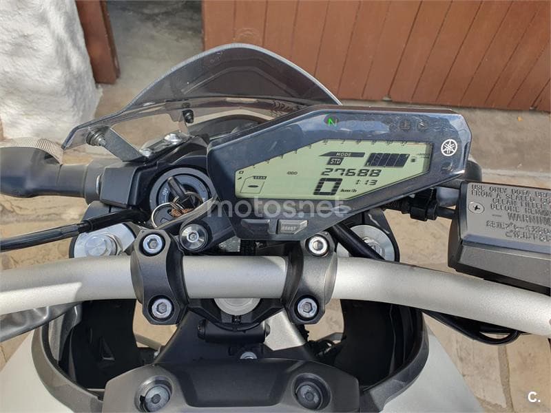 Yamaha MT 09 – Vista 1