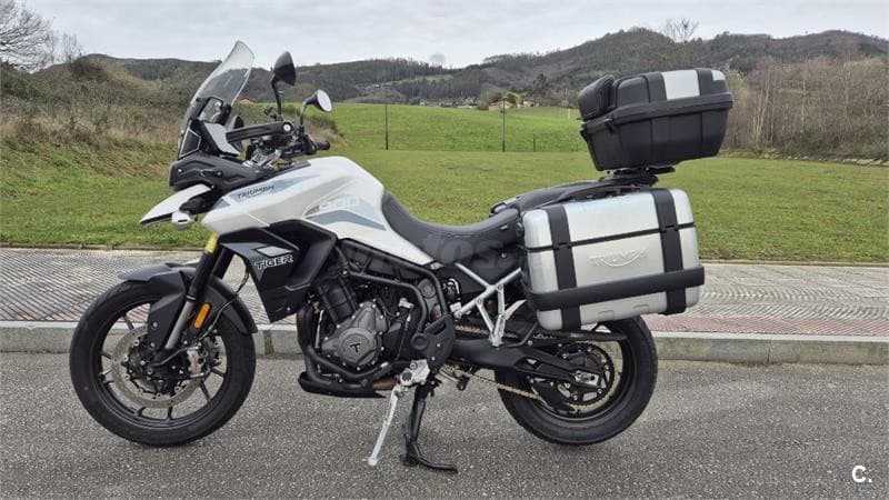 Triumph Tiger 900 – Vista 1