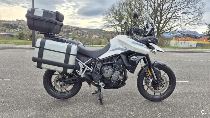 Triumph Tiger 900 – Vista 3