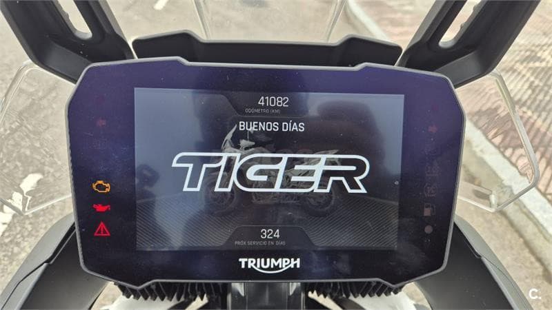 Triumph Tiger 900 – Vista 7
