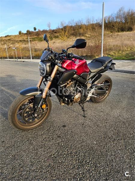 Honda CB 650 R 5750 € 2022 Araba - 2