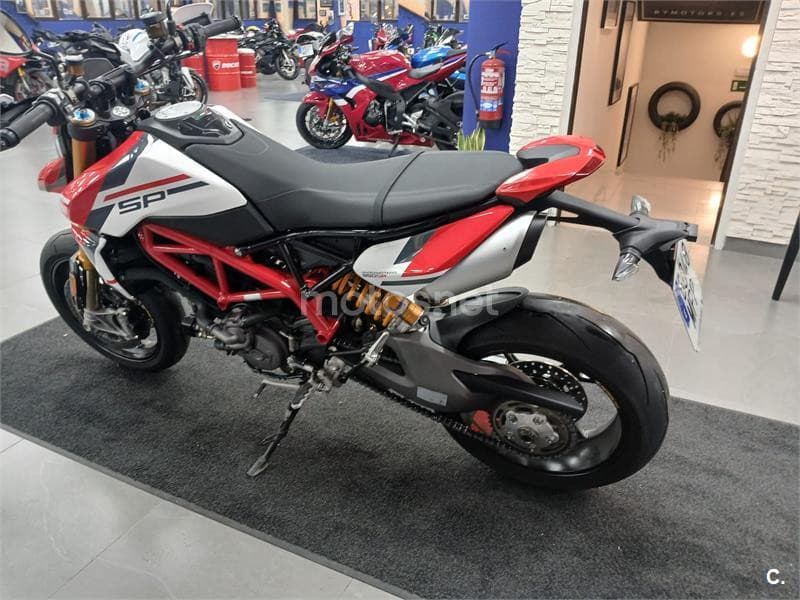 Ducati Hypermotard – Vista 2