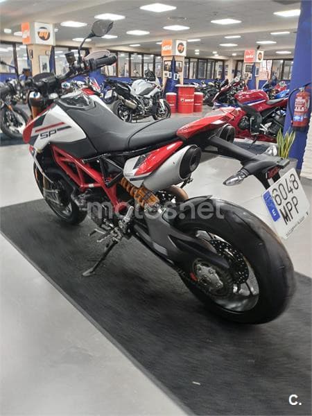 Ducati Hypermotard – Vista 3