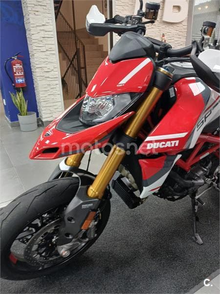 Ducati Hypermotard – Vista 6