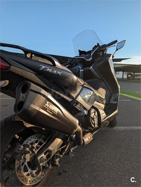 Yamaha TMAX – Vista 4
