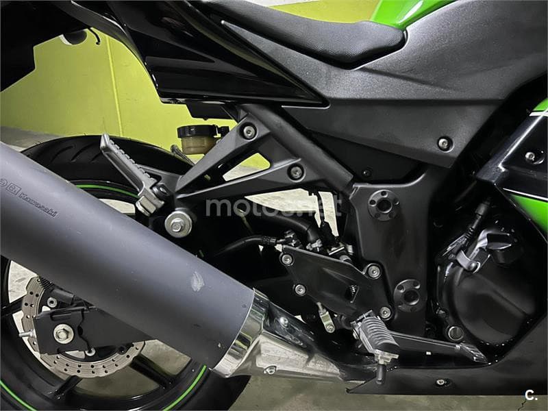 Kawasaki NINJA 250 R 2990 € 2011 Madrid - 3