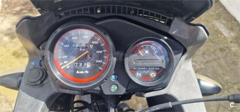 Honda CBF 125 – Vista 7