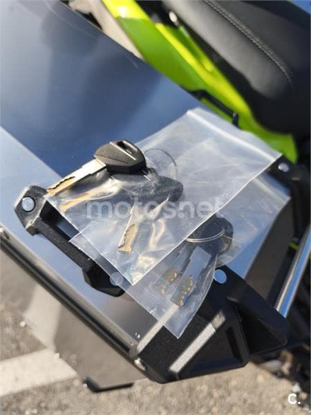 Benelli TRK 702 X – Vista 21