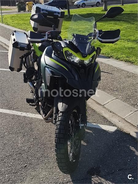 Benelli TRK 702 X – Vista 22