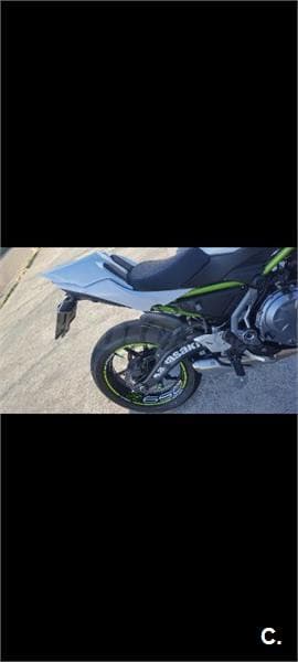 Kawasaki Z 650 – Vista 5