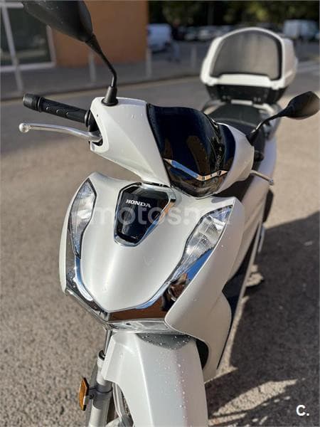 Honda SH125i – Vista 1