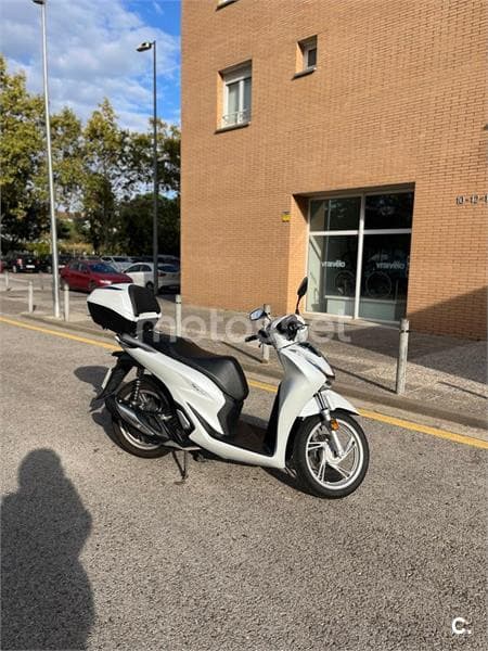 Honda SH125i – Vista 6