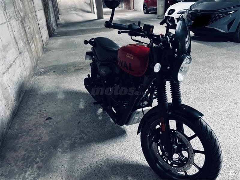 Royal Enfield Classic 350 – Vista 5