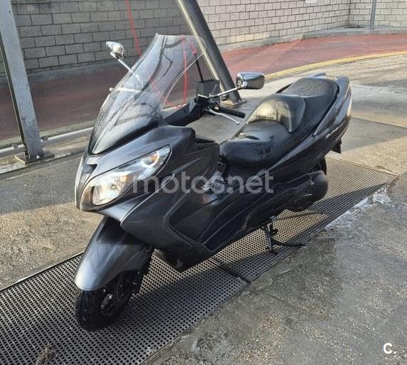 Suzuki BURGMAN 400 A – Vista 1