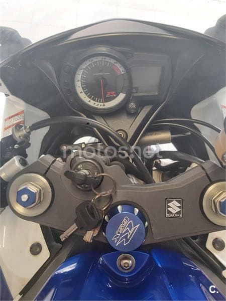 Suzuki GSX R750 – Vista 7