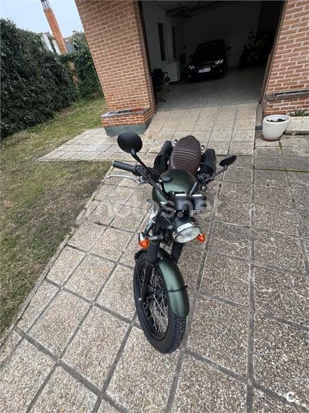 Triumph BONNEVILLE Steve McQueen – Vista 2